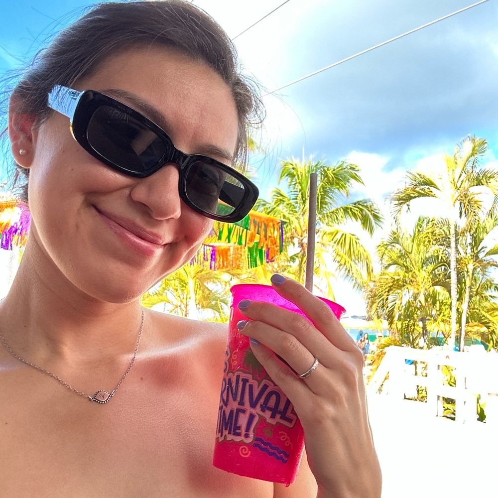 Meet your Posher, Sophia